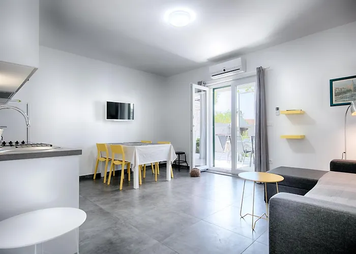 Apartamento Dule 2 *