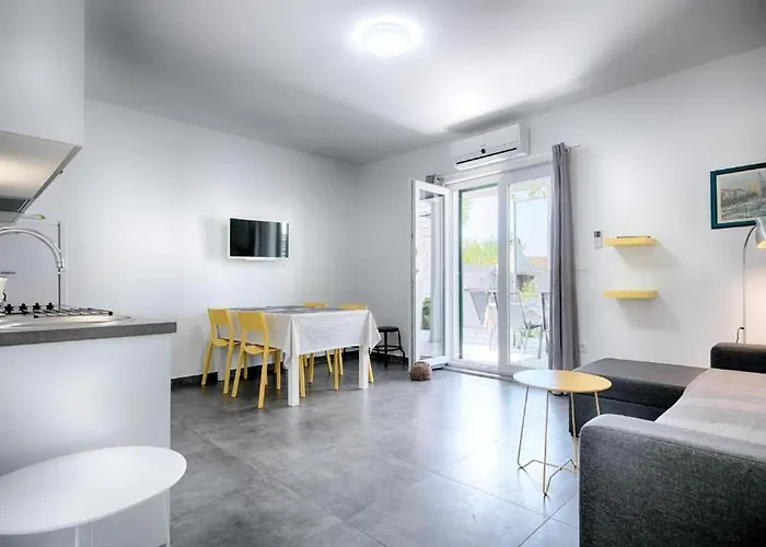 Apartamento Dule 2 *